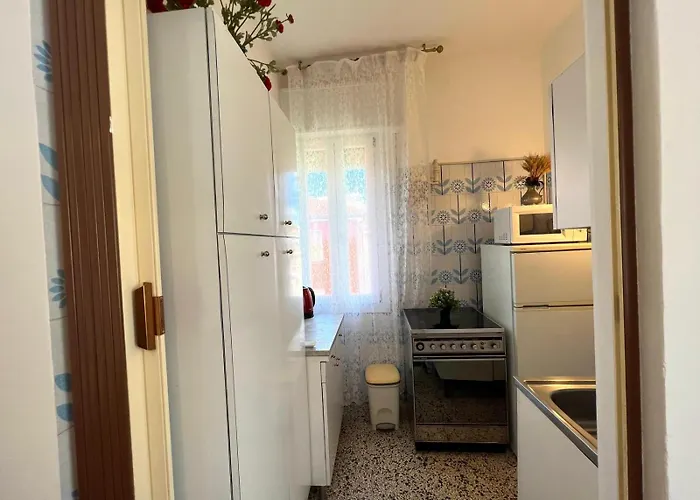 S Marco Full アパート