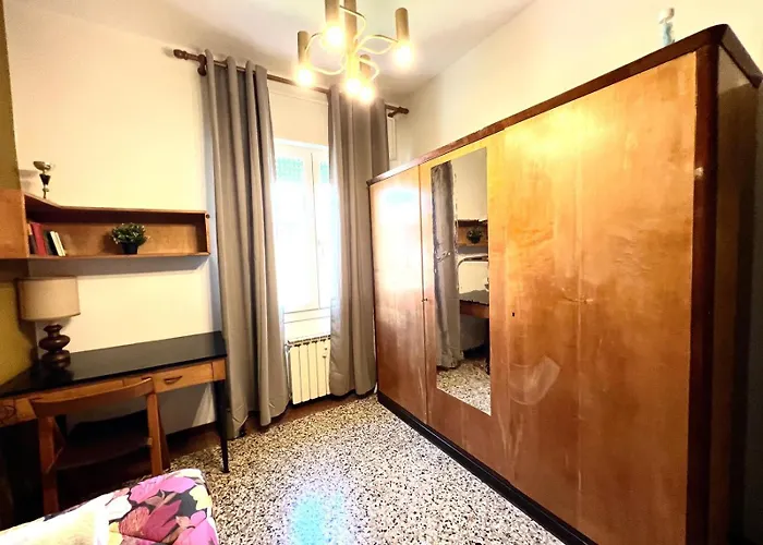 S Marco Full アパート